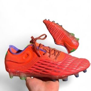 Under Armour Clone Magnetico Elite 3 soccer cleats
FG